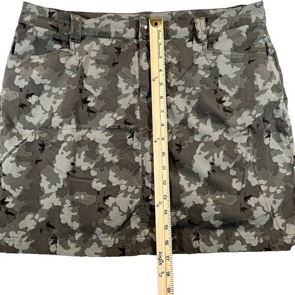 Eddie Bauer Adventurer‎ Skort Skirt Green Camo Womens Size 14 Pockets - Picture 10 of 10
